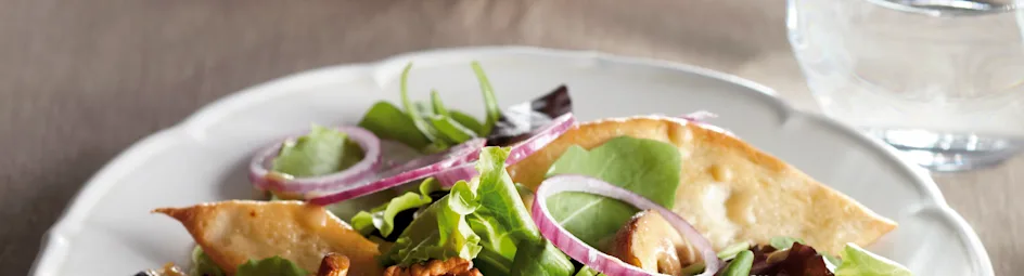 Salade met shiitake en herfstblaadjes