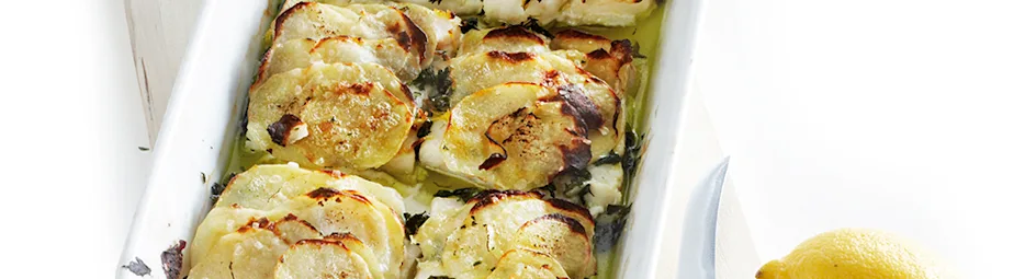 Gegratineerde koolvisschotel