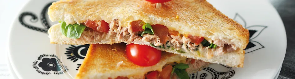 Tosti met tonijn en roomkaas