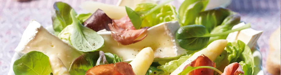Aspergesalade met rosbief en brie