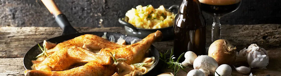 Kipstoofpotje met bier en pastinaakpuree