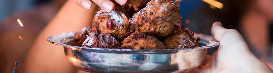 Chocolade-oliebollen met cranberry's