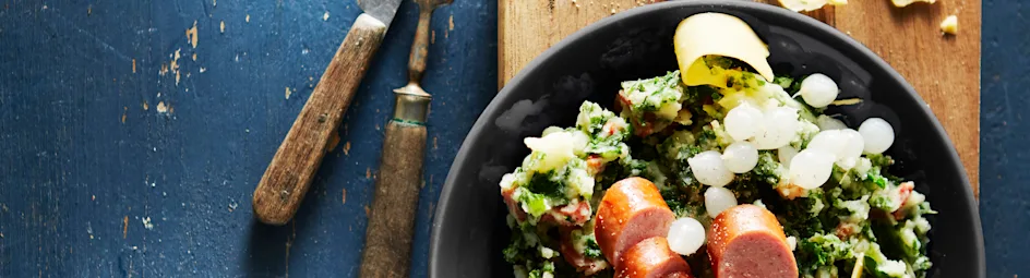 Boerenkool met worst, spekjes en boerenkaas