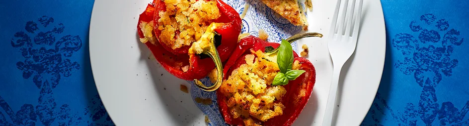 Rösti met rode ui en rozemarijn en gevulde paprika's