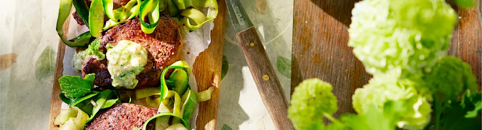 Biefstuk met mosterd-muntsaus