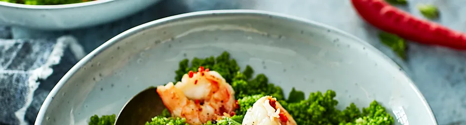 Knoflookgarnalen met groene couscous