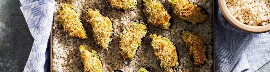 Gegratineerde mosselen met pesto