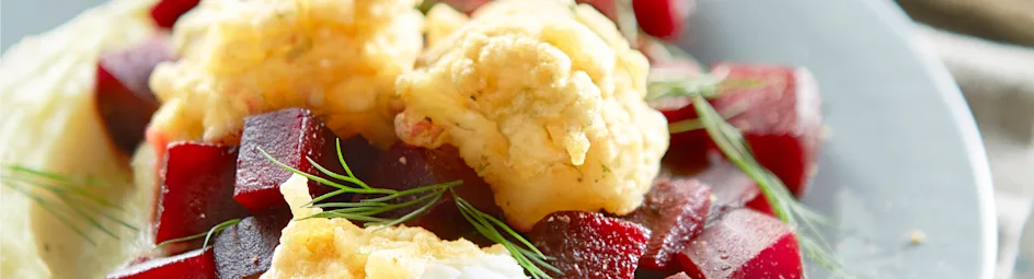 Kibbeling met gestoofde bietjes