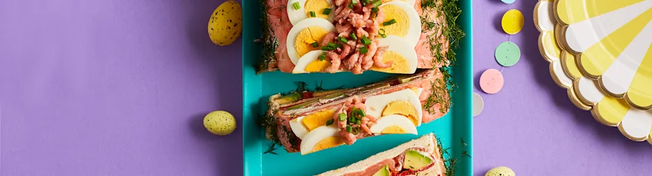 Zalmterrine met avocado en garnalen