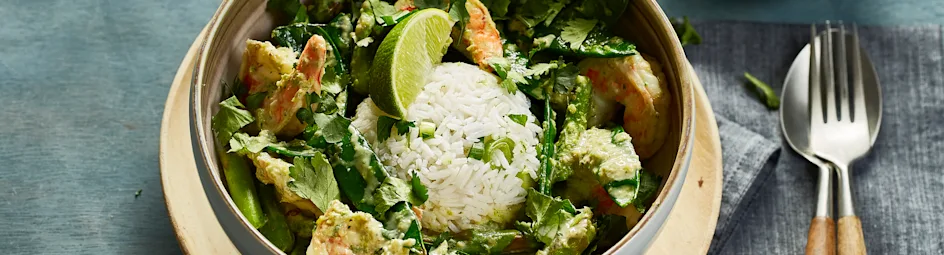 Thaise groene curry met garnalen en limoenrijst