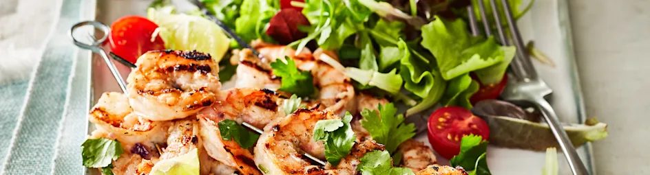 Garnalenspiesen met limoen en koriander