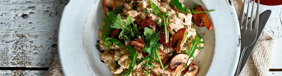 Vegan mac & ‘cheese' met paddenstoelen