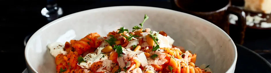 Italiaanse mac & cheese met geroosterde paprika en ricotta