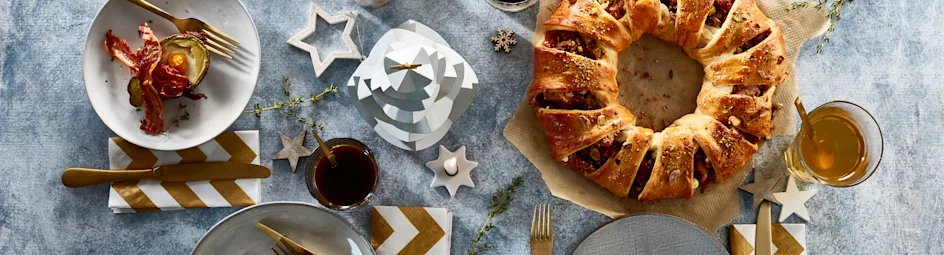 Avocado met ei en geroosterd spek