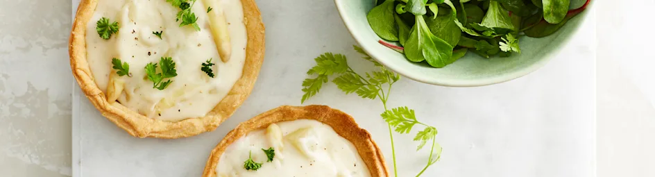 Tartelette met romige aspergeragout