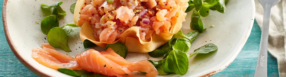 Zalmtartaar-taartjes