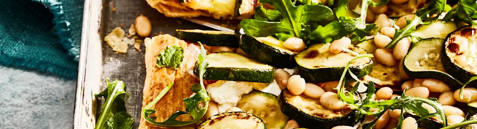 Galette met feta, bonen en courgette