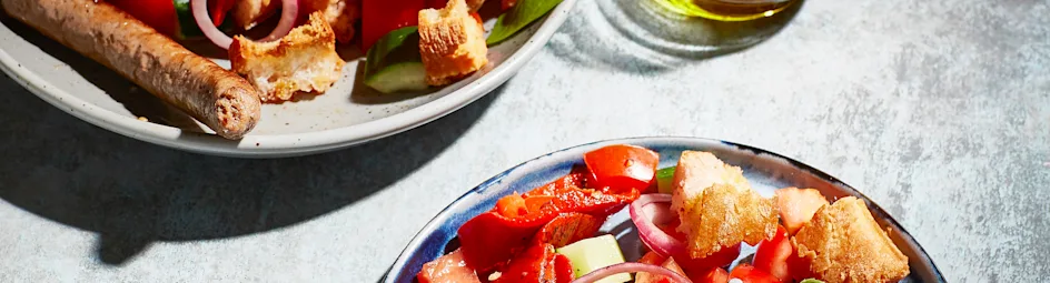 Panzanella met worstjes