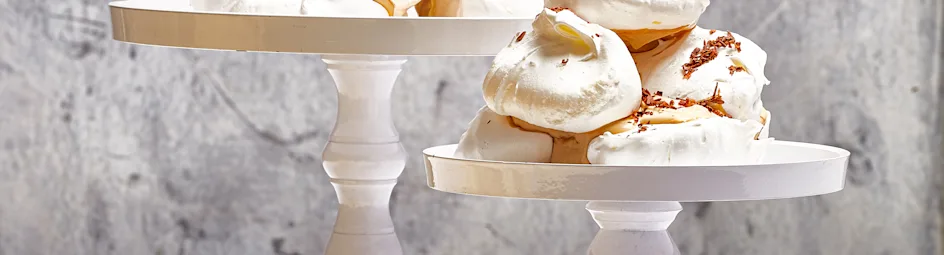 Meringata-stracciatella met espressocrème