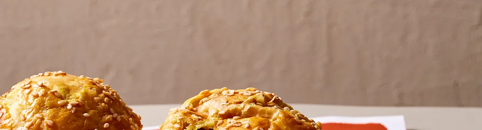 Meat pies met ras el hanout