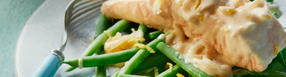 Zalm in citroen-roomsaus met gebakken krieltjes