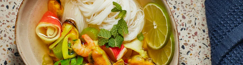 Visbouillon met gember