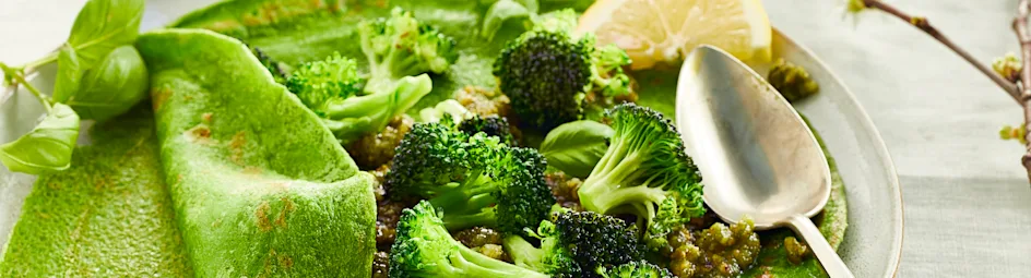 Spinaziecrêpes met broccoli en pistachepesto