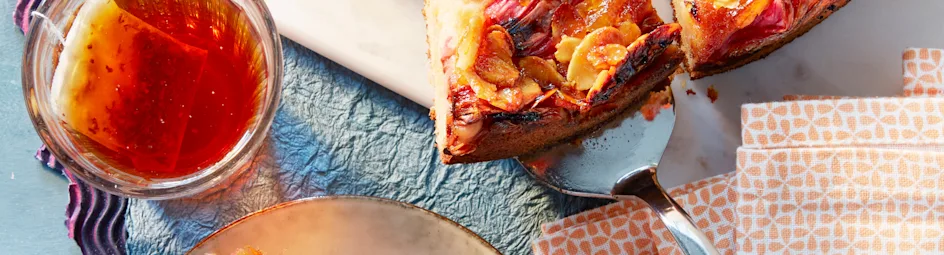 Rabarber-hazelnootcake met marmelade