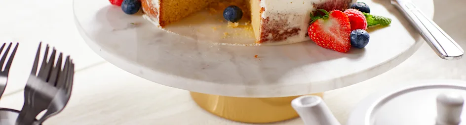 Laagjestaart met vanille-mascarpone en zomerfruit