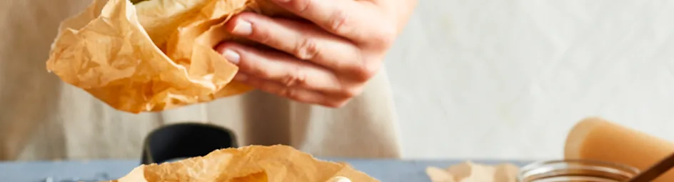 Pitabroodjes met falafel en mangochutney