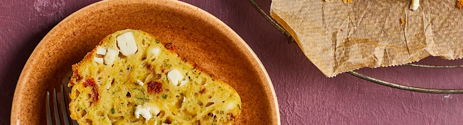 Feta-tuinkruidencake