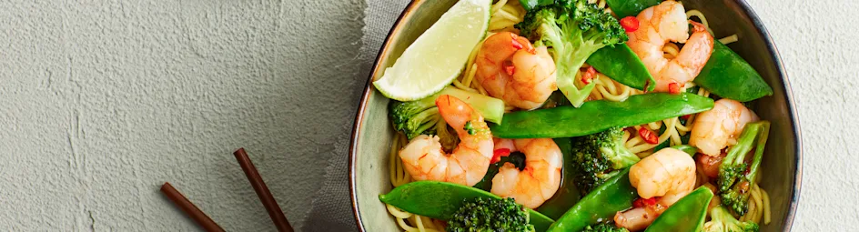 Zoete chiligarnalen met broccoli