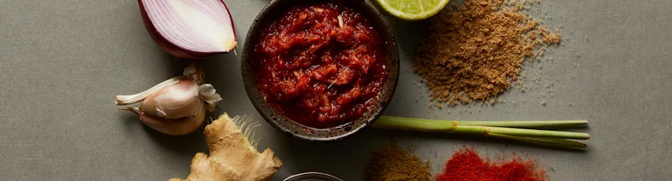 Rode Thaise currypasta