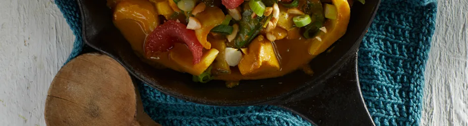 Gele curry met grapefruit en kip