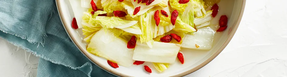 Gesmoorde Chinese kool met gojibessen