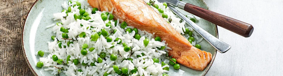 Caribische doperwten met rijst en zalm