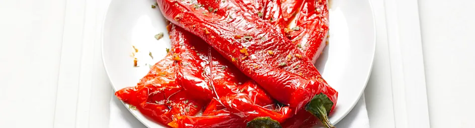 Gegrilde puntpaprika met oregano en knoflook