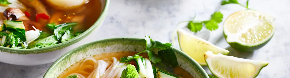 Pho met een zachtgekookt ei