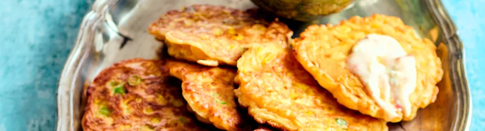 Maiskoekjes met chilidip