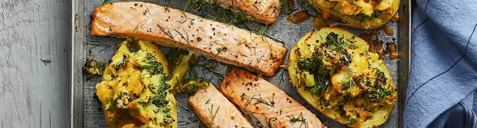Broccoli-cheddar-aardappels met zalm