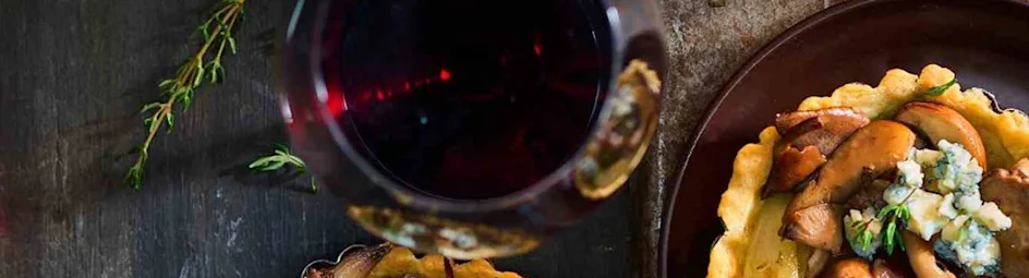 Tartelette met paddenstoelen en gorgonzola