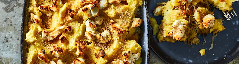 Gegratineerde zuurkoolschotel met mango en geitenkaas