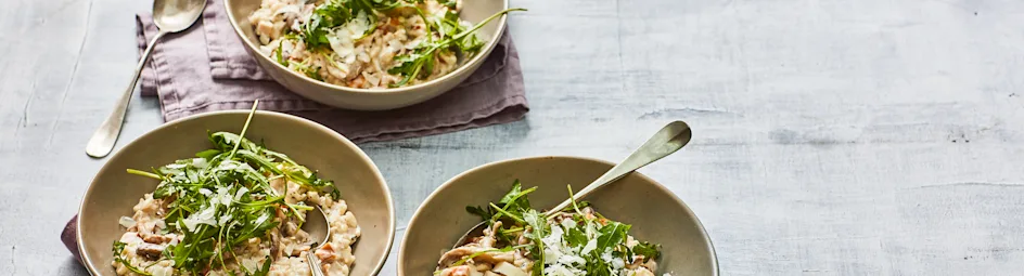 Risotto met gerookte kip en paddenstoelen