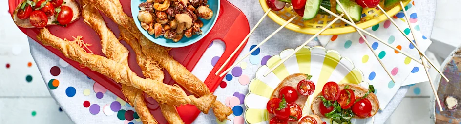 Crostini met tomaat en basilicum