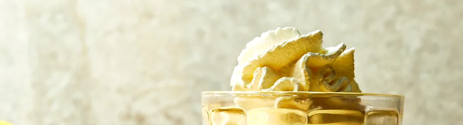 Citroenzabaglione met cantuccini