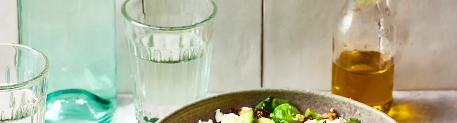 Spruitjessalade met bulgur, cranberry's en munt