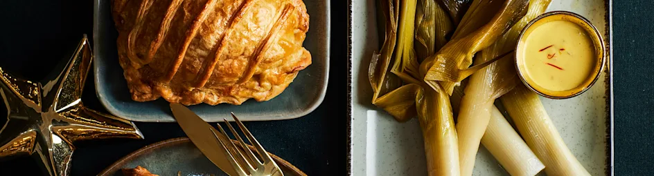 Zalmduo Wellington met saffraansaus