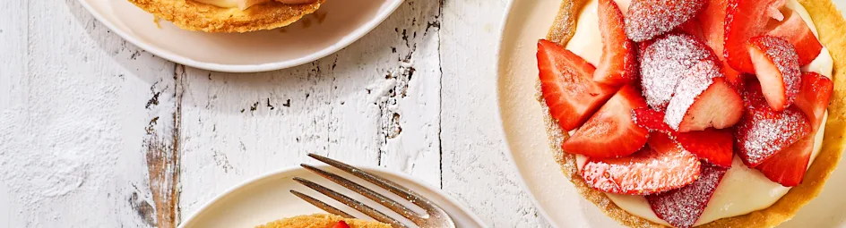 Aardbeientaartjes met sinaasappel-hangop