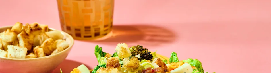 Caesarsalade met geroosterde broccoli