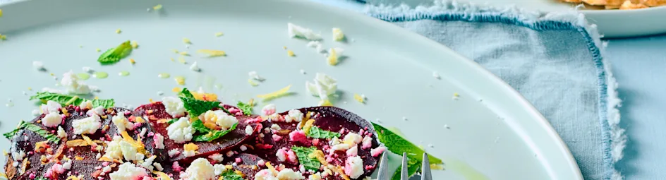 Biet in zoutkorst met feta